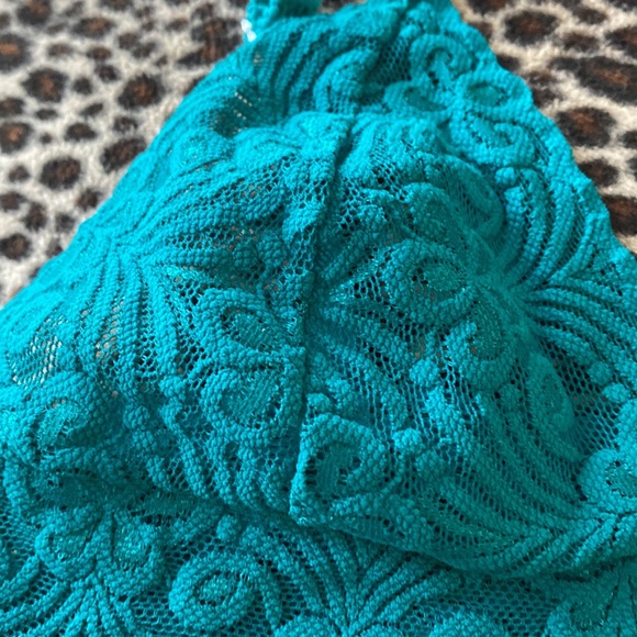 Vintage teal lace bralette - Picture 3 of 15